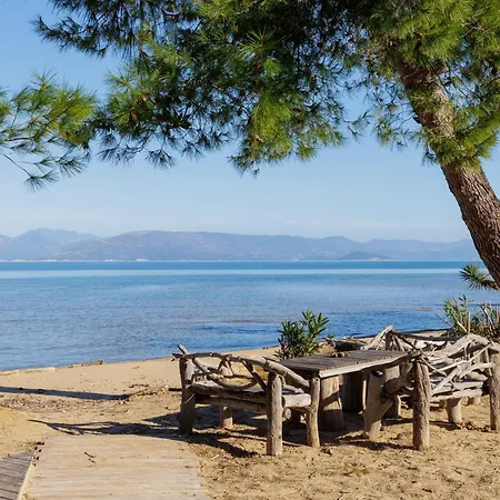Sunbreeze-beachfront Luxury 5 Bed 4 Bath-sleeps 10 Vila