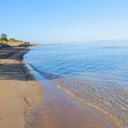 Sunbreeze-beachfront Luxury 5 Bed 4 Bath-sleeps 10 * Potamion