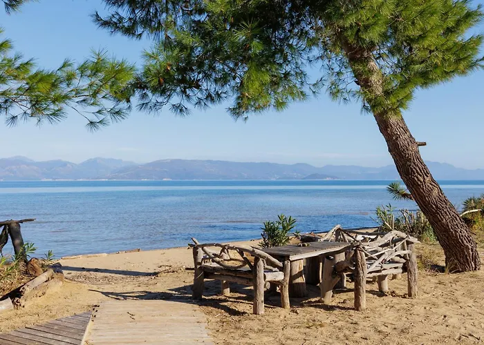 Sunbreeze-beachfront Luxury 5 Bed 4 Bath-sleeps 10 Villa