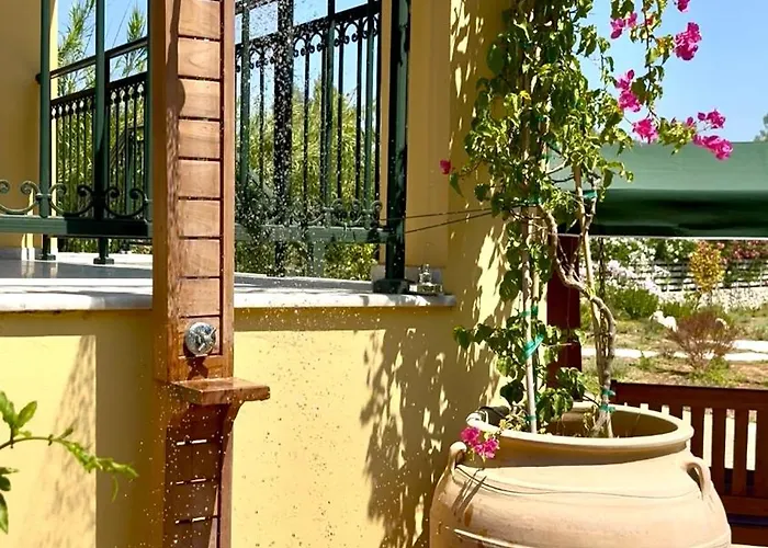 Sunbreeze-beachfront Luxury 5 Bed 4 Bath-sleeps 10