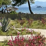 Sunbreeze-beachfront Luxury 5 Bed 4 Bath-sleeps 10 *