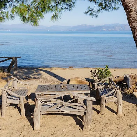 Sunbreeze-beachfront Luxury 5 Bed 4 Bath-sleeps 10