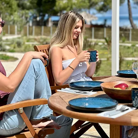 Sunbreeze-beachfront Luxury 5 Bed 4 Bath-sleeps 10 Βίλα