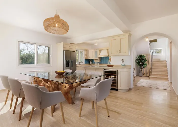 Sunbreeze-beachfront Luxury 5 Bed 4 Bath-sleeps 10 Βίλα *