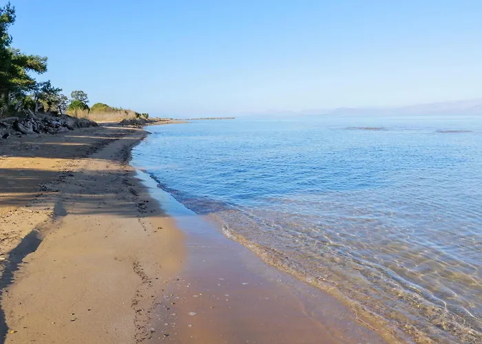 Sunbreeze-beachfront Luxury 5 Bed 4 Bath-sleeps 10 * Potamion